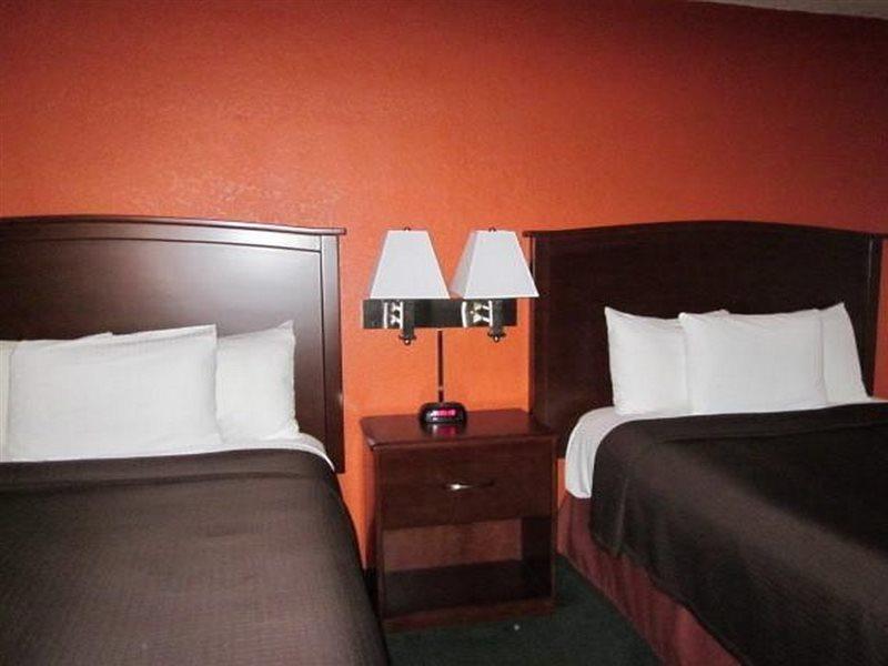 Americinn By Wyndham Plymouth Dış mekan fotoğraf