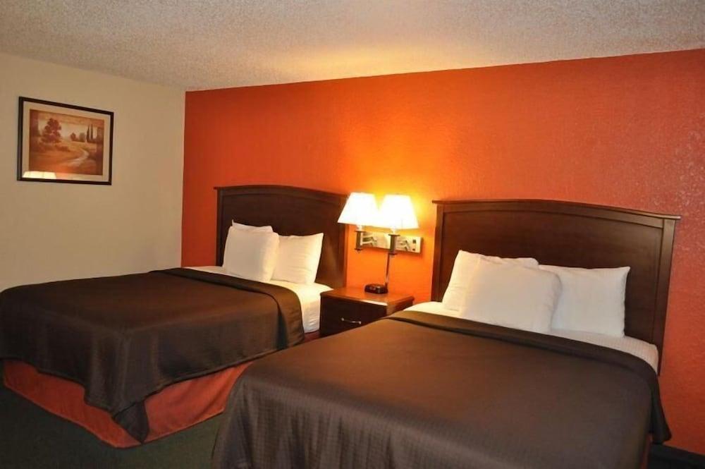 Americinn By Wyndham Plymouth Dış mekan fotoğraf